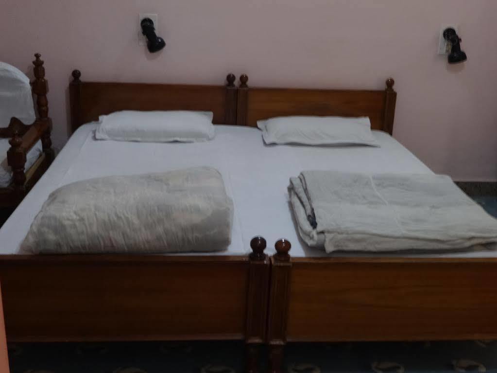 فندق بيكانيرفي  Padmini Niwas المظهر الخارجي الصورة